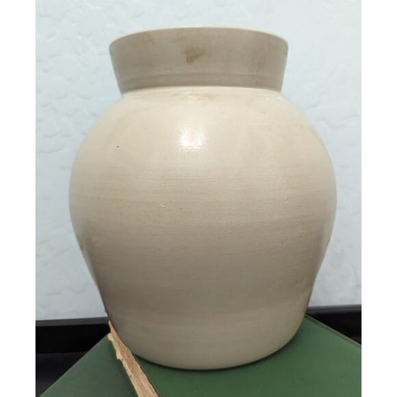 Crock Cobalt Blue Floral Design Stoneware Pottery Vase Crockery 8" X 7" Signed - Picture 2 of 6